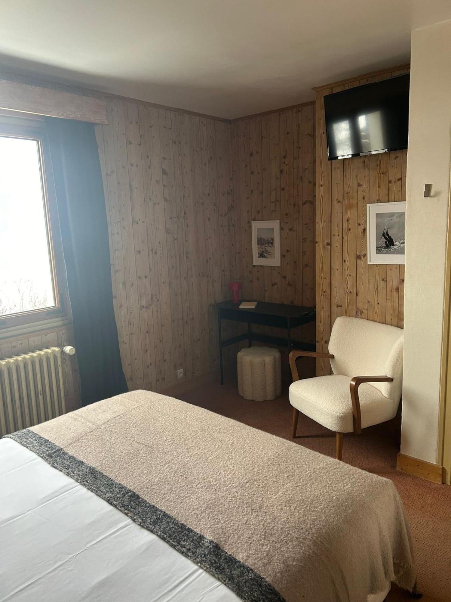 Hotel Le Caprice Des Neiges Комблу Екстер'єр фото